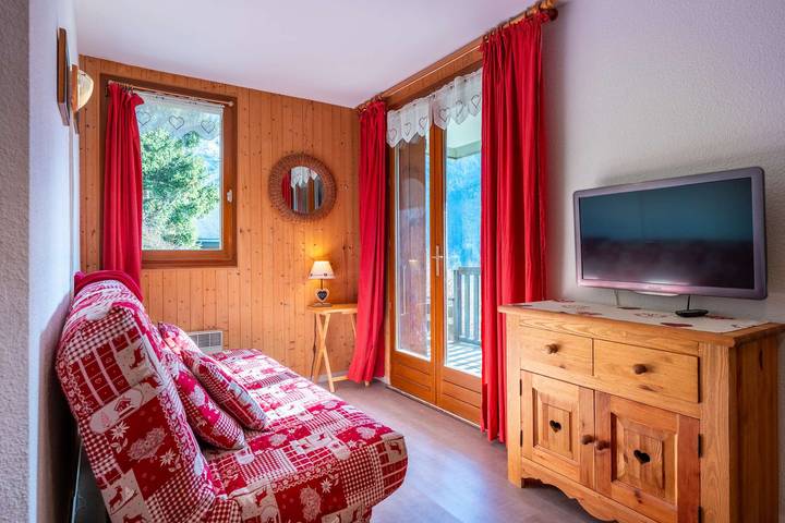 Appartement de vacances entier, Viktorsun 1 : T2 terrasse ensoleillée, superbe vue montagnes in La Clusaz, Région d'Annecy