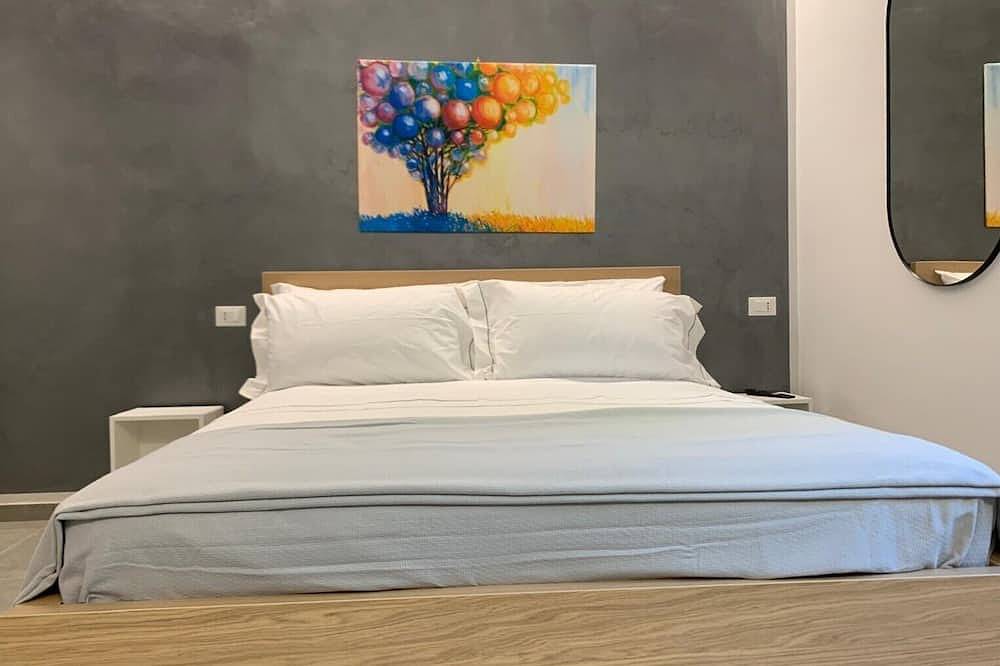 Entire apartment, 1 Bedroom Apartment in Sulmona in Sulmona, L'Aquila Province