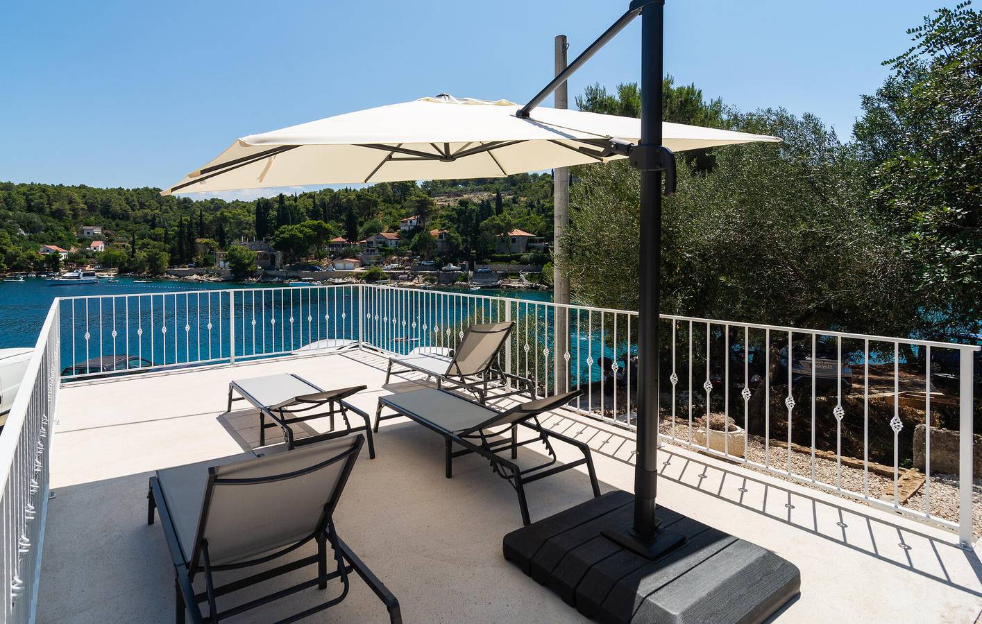 Ferienhaus für 8 Personen mit Garten in Rogac, Solta