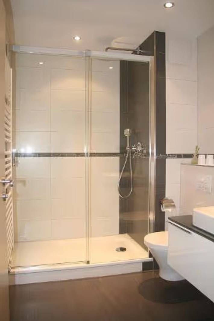 Hel lejlighed, Apartment 'For 3' with Shared Terrace, Private Garden & Wi-Fi – Not for Workers in Niederau (Saxony), Meissen Region