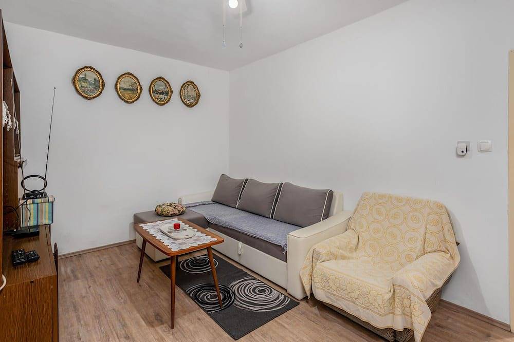 1 bedroom cozy home in Donji Zagon in Novi Vinodolski, Primorje-Gorski Kotar