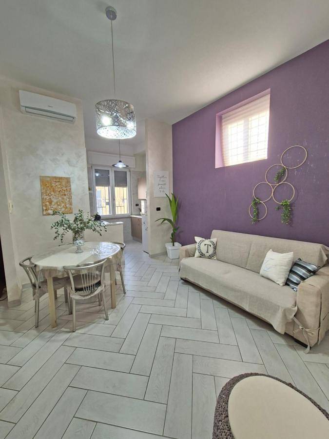 Gîte pour 6 personnes, avec terrasse à Pompei - 2