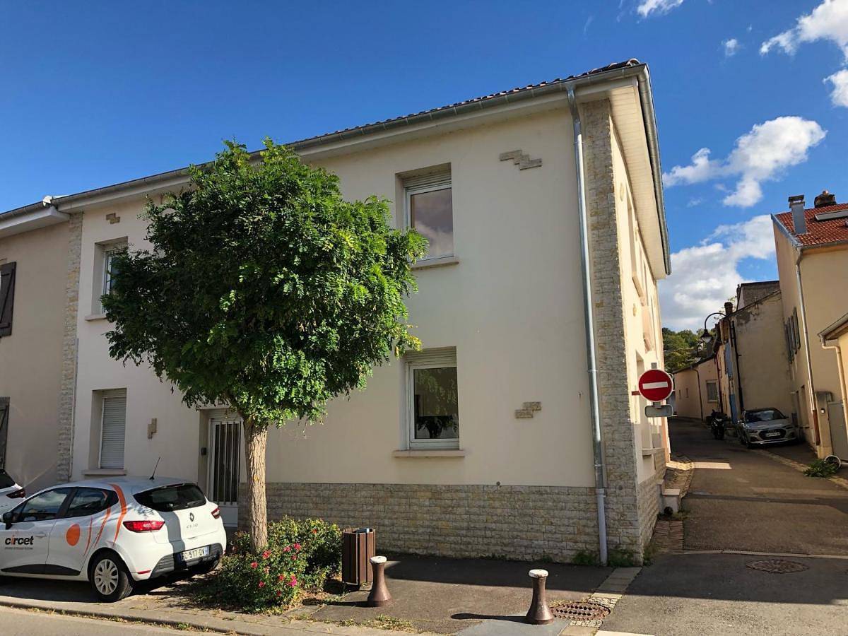 Appartement entier, Metz Sud - A31 - Appartement rénové - 2 ch - 80 m2 - Entre Nancy et Luxembourg - Waves in Jouy-aux-Arches, Metz-Campagne