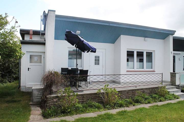 Bungalow für 4 Personen, mit Garten in Boltenhagen