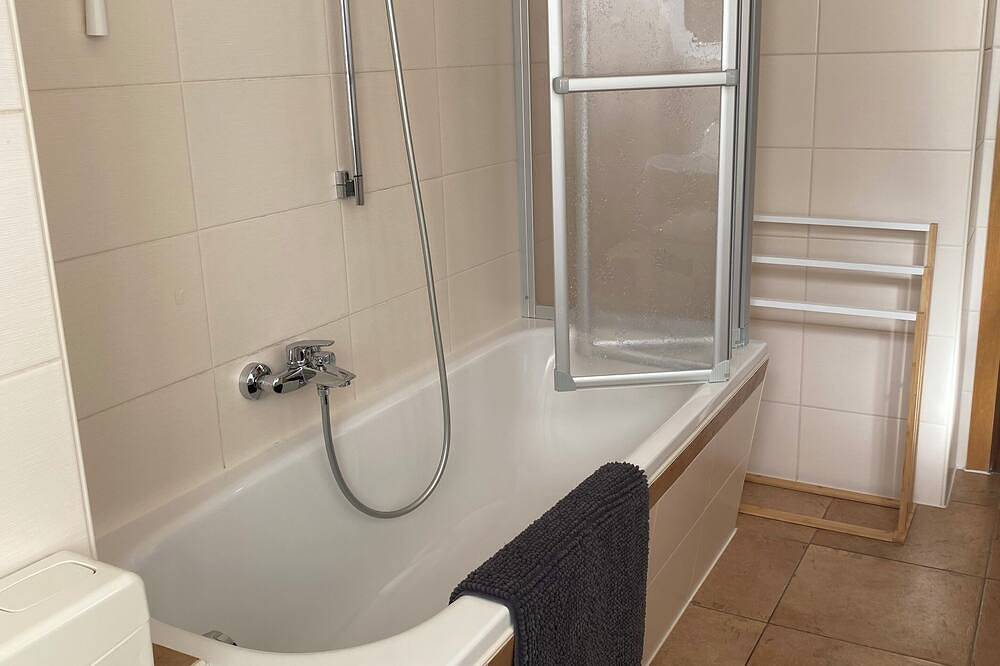 Ganze Wohnung, Gemütliche und komfortable Ferienwohnung in Zwönitz in Zwönitz, Erzgebirge