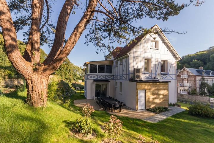 Gîte pour 15 personnes, avec terrasse et jardin dans Les Grandes Dalles - 2