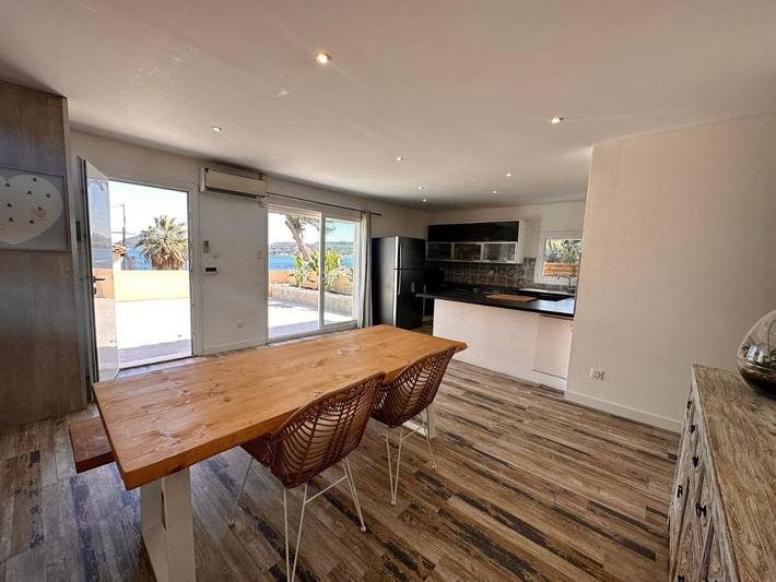 Location de vacances pour 6 personnes, avec Balcon ainsi que Terrasse et Vue dans Plage du Ranquet