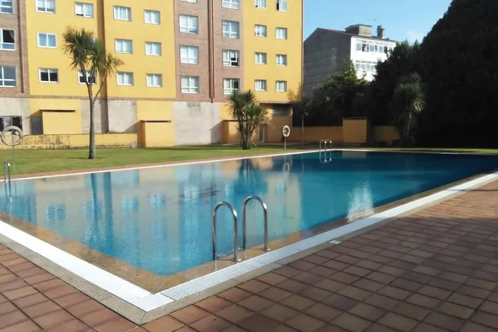 Ferienwohnung für 4 Personen, mit Garten und Pool - 1