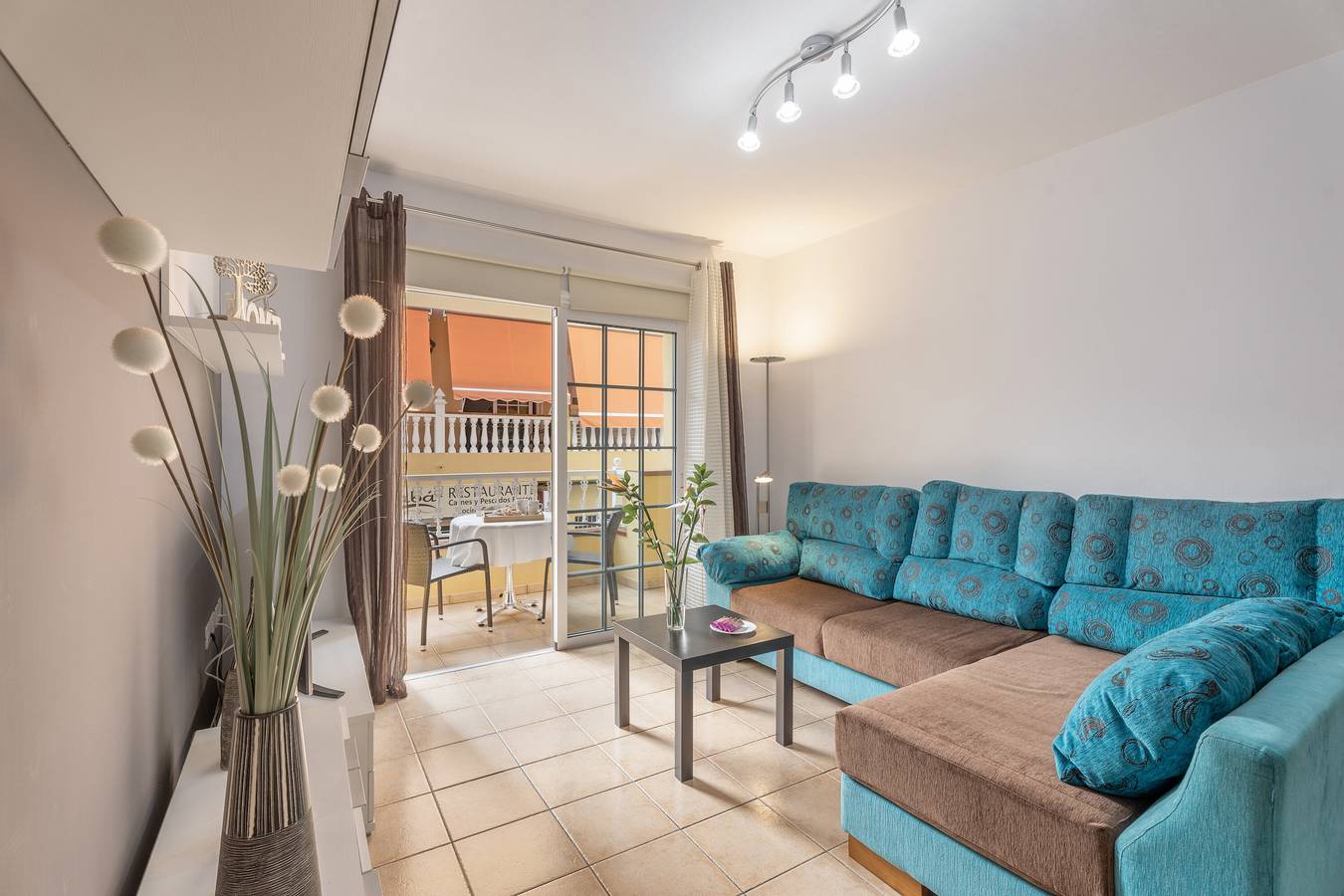 Ganze Wohnung, Ferienwohnung 'Casa Volcán Y Mar 1 Derecha' mit Balkon, Wlan und Klimaanlage in Playa San Juan, Guía de Isora