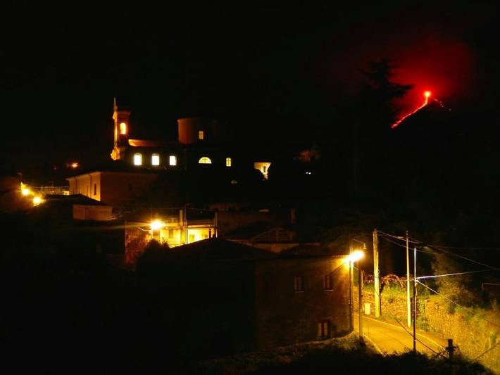 Location de vacances pour 6 personnes, avec vue et bassin pour enfant ainsi que piscine et jardin, animaux acceptés dans Puntalazzo - 3