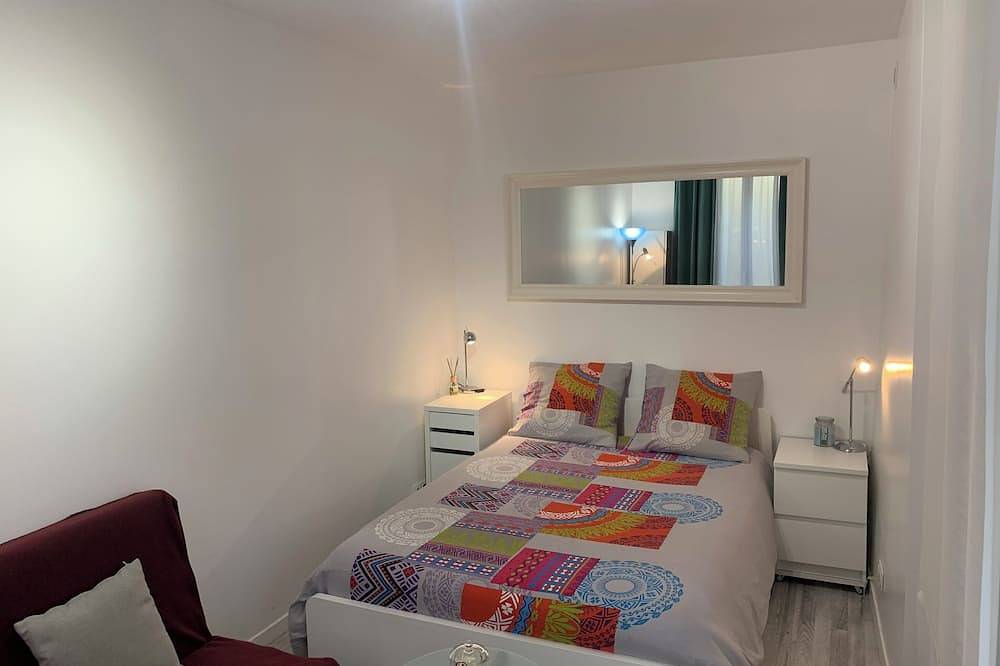 Entire apartment, Paris Sud-porte de Gentilly Mignon T2 Tout Équipé a 250 m de Paris 14 e Charlety in Gentilly, Val-de-Marne