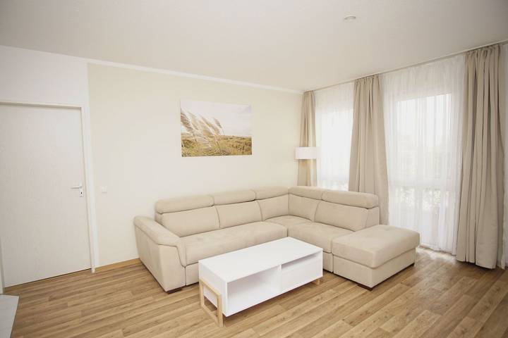 Ferienwohnung für 4 Personen, mit Balkon und Terrasse sowie Pool und Sauna in Lobbe - 4