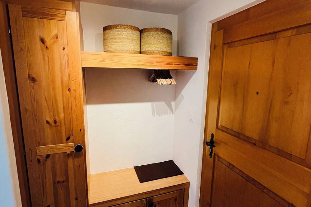Ganze Wohnung, Charmante Ferienwohnung für Familien, die die Berge lieben! in Surses, Albula