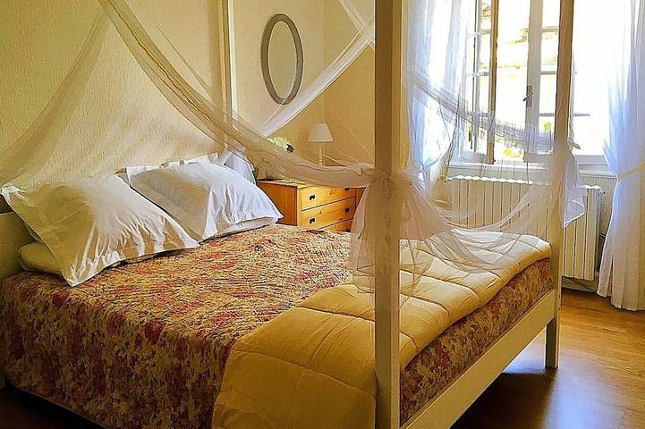 Location de vacances pour 12 personnes, avec balcon à Saint-Vincent-de-Cosse - 2