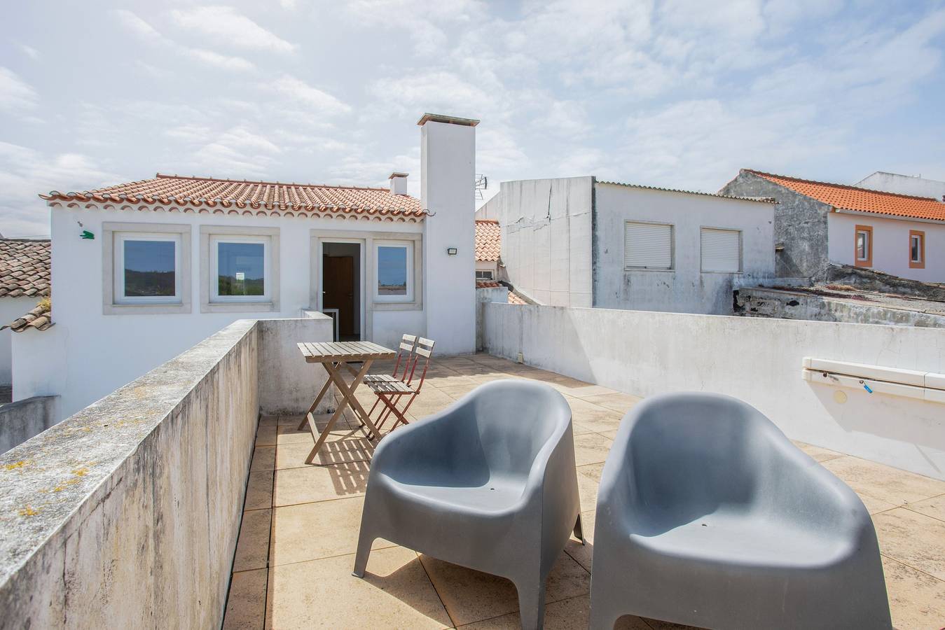 Geheel appartement, Appartement 'Casa "O Chafariz"' met Uitzicht op de Bergen, Privézwembad en Gedeeld Terras in Amoreira, Leiria District