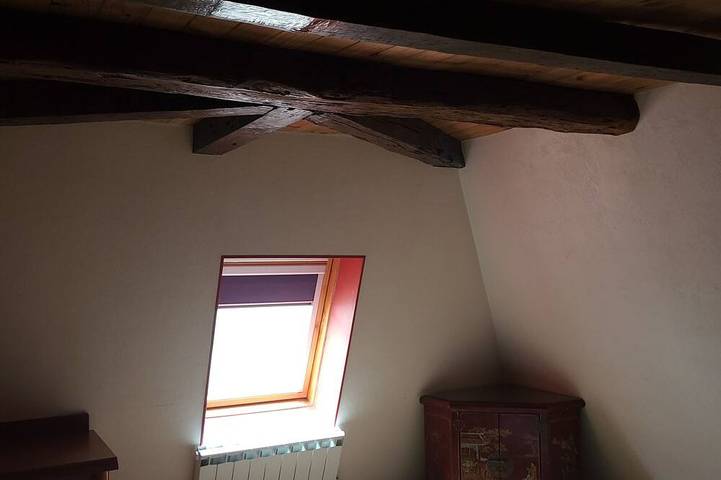 Apartamento entero, Duplex Under The Slopes On The Banks Of The Loire (Apt N°22) in Roanne, Región de Roanne