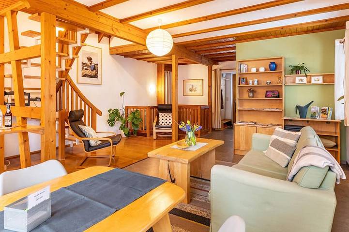 Ferienwohnung für 4 Personen, mit Garten und Balkon in Saalfeld/Saale