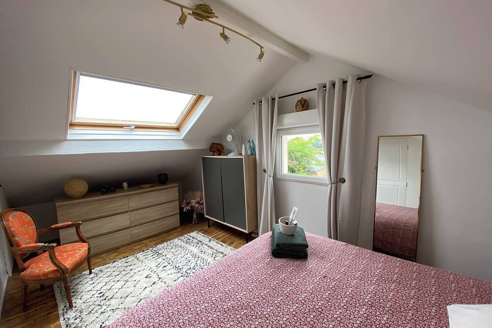 Loue jolie chambre individuelle dans maison avec jardin. in Lagny-sur-Marne, Seine-et-Marne