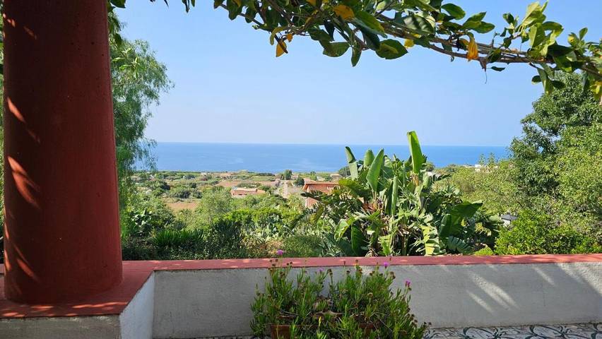 Chambre d’hôte pour 2 personnes, avec jardin ainsi que terrasse et vue