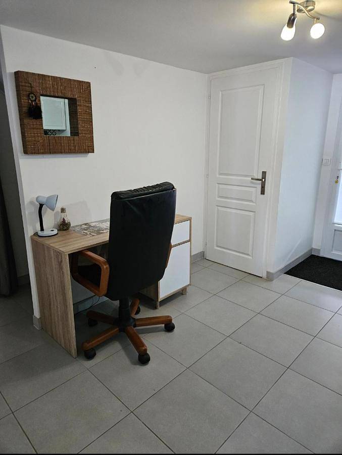 Gîte pour 7 personnes, avec jardin à Pauillac - 3