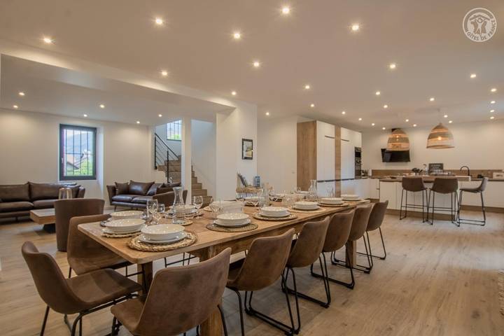 Gîte pour 15 personnes, avec terrasse dans Lac du Bourget - 4