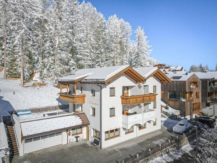 Ferienwohnung für 4 Personen, mit Terrasse und Ausblick - 1
