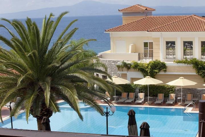 Hôtel pour 3 personnes, avec jardin ainsi que jacuzzi et piscine