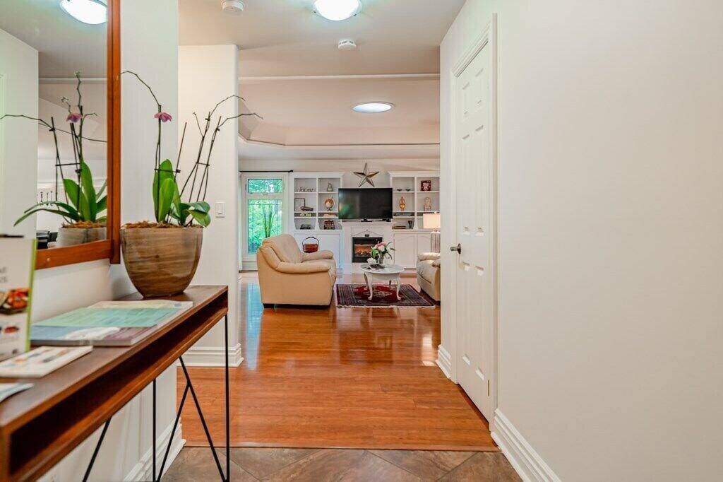 Five Point Cottage, Now Dog Friendly! in Niagara-on-the-Lake, Niagara Fälle