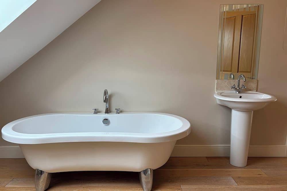 Seaview Cottage - Bright & Beautiful - Ocean Views - Walk to Beach in Donegal, Irish Ulster
