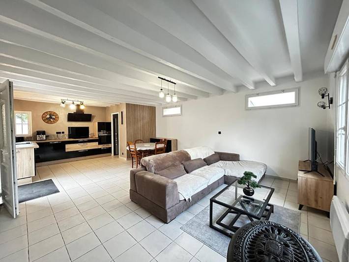 Location de vacances pour 6 personnes, avec jardin à Monts - 2