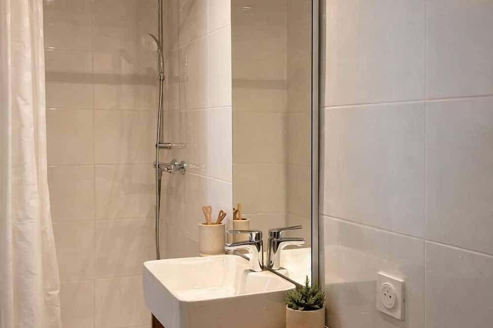 Apartamento entero, Maison Thany garden apartment in Vals-les-Bains, Parc naturel régional des Monts d'Ardèche