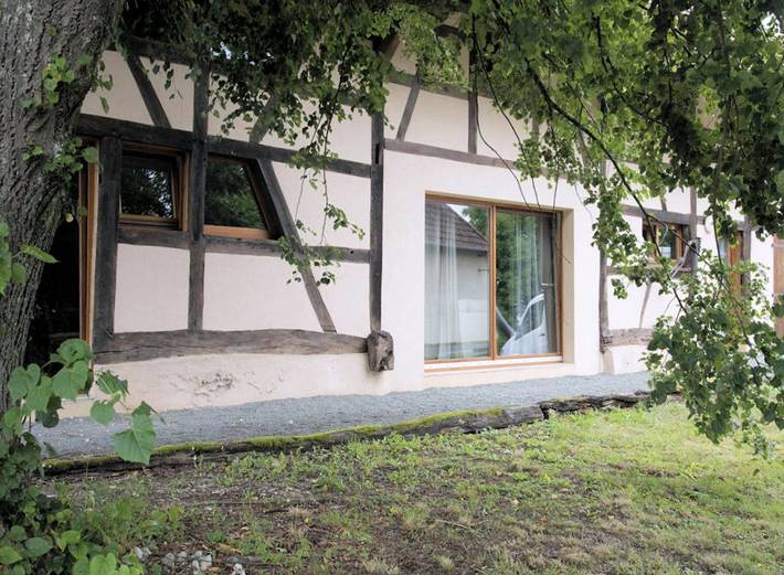 Gîte pour 12 personnes, avec piscine ainsi que terrasse et jardin dans Territoire de Belfort - 2