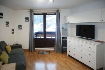 Gîte pour 4 personnes, avec balcon, animaux acceptés dans Office De Tourisme Des Orres