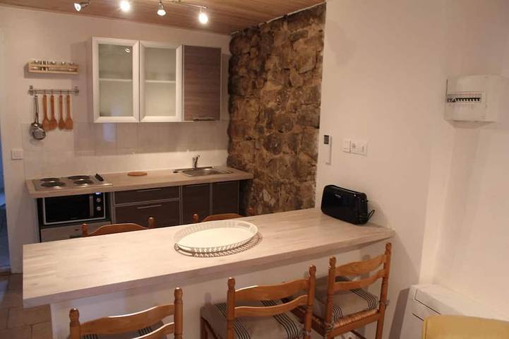 Maison de campagne pour 5 personnes, avec jardin à Lasalle - 4
