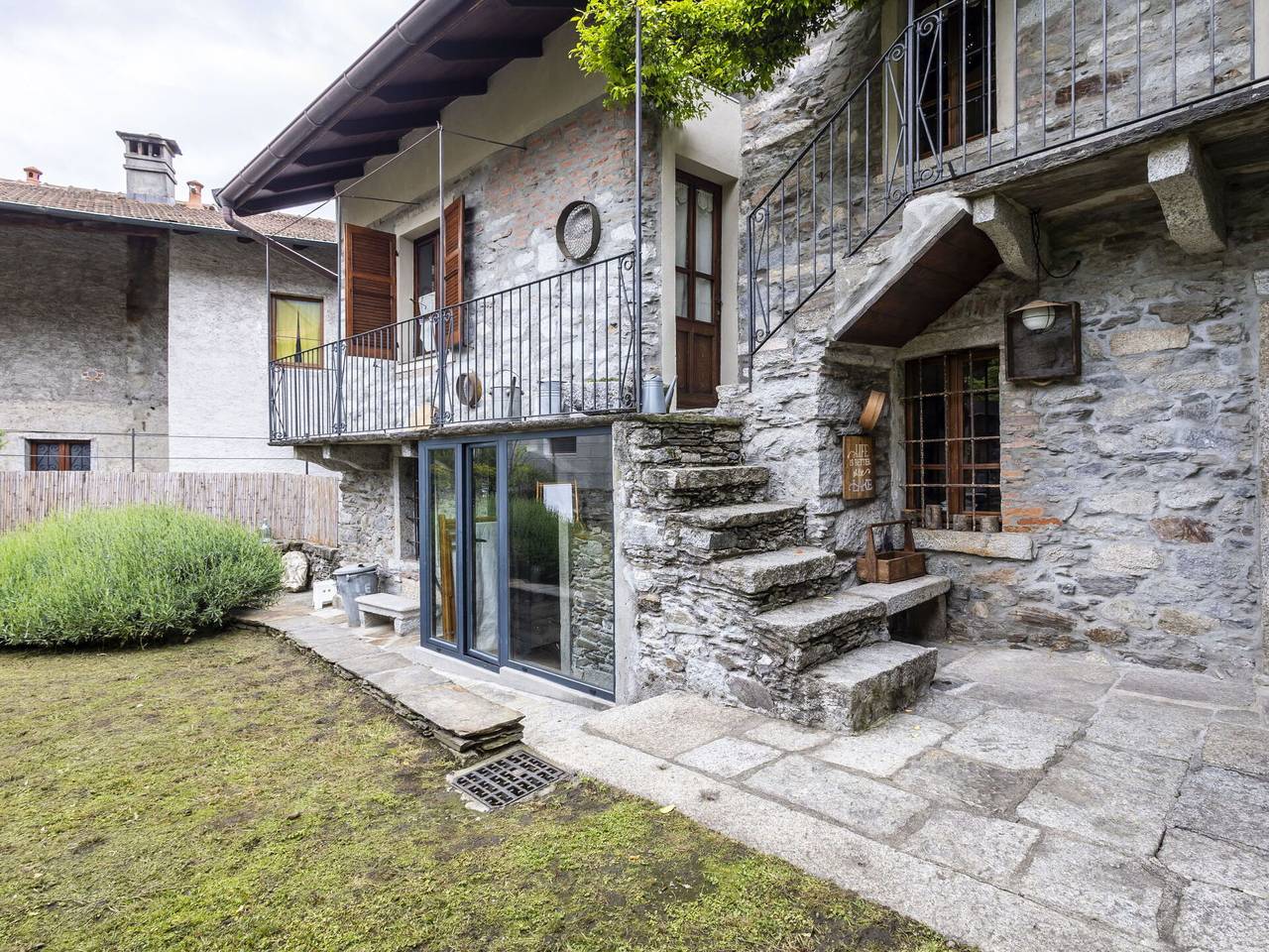 Il Glicine - Il Glicine 280.1 in Mergozzo, Comune di Mergozzo