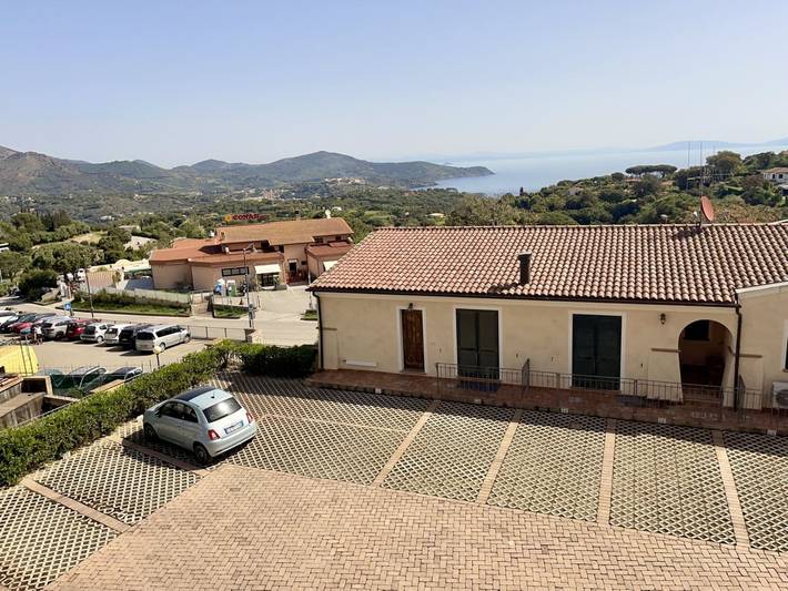 Location de vacances pour 6 personnes, avec terrasse, animaux acceptés à Capoliveri