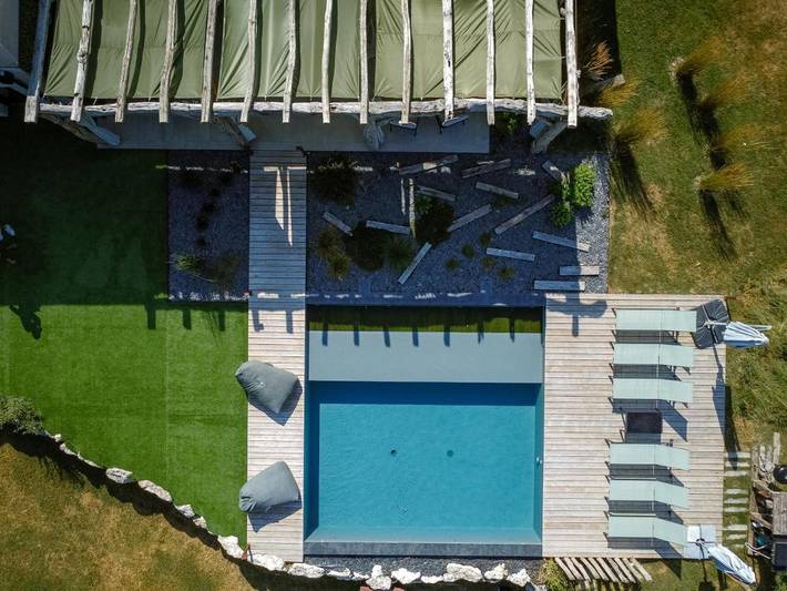 Villa pour 9 personnes, avec jacuzzi et sauna ainsi que piscine et jardin - 1