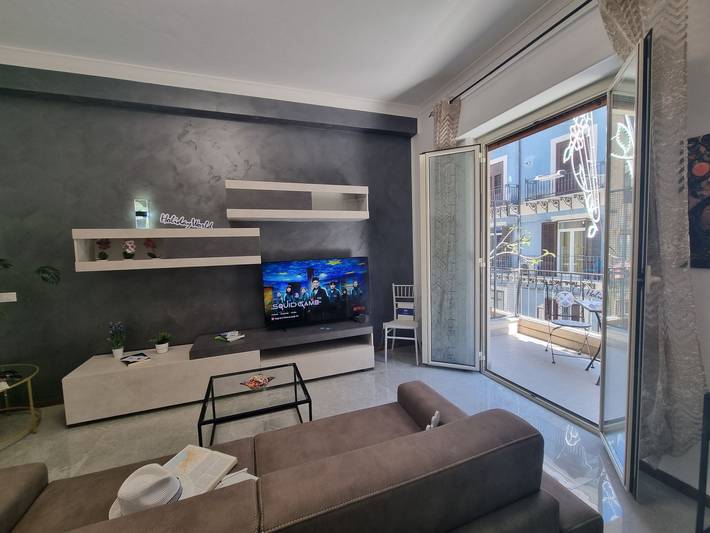 Appartamento per 5 persone, con balcone a Castellammare (Palermo)