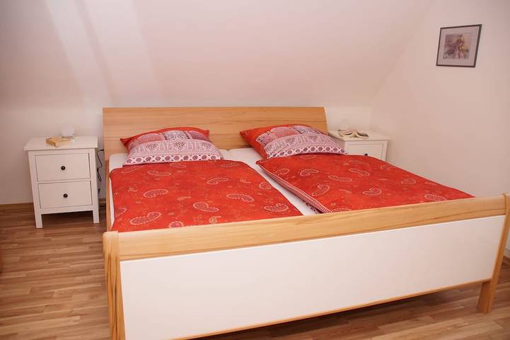 Ferienwohnung für 4 Personen, mit Balkon in Landau - 2