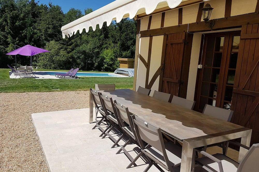 Lodge con piscina privada climatizada, cerca de Cheverny y Chambord in Fontaines-en-Sologne, Sologne