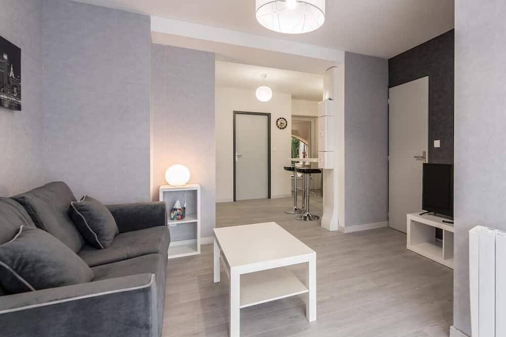 Apartamento entero, ★ Centro ★ Aparcamiento ★ Wifi ★ La Terrasse des Moulins ★ Appart Hotel Bourgoin ★ in Bourgoin-Jallieu, Región de La Tour-du-Pin