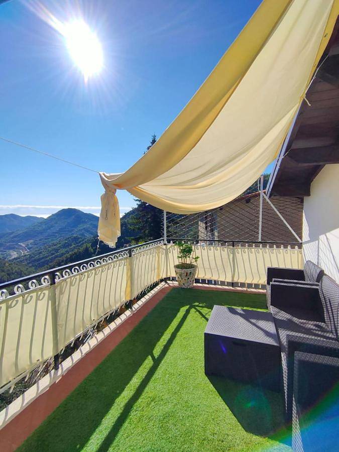 La Terrazza dei Moi, Soggiorno relax nel verde in Villatella, Ventimiglia