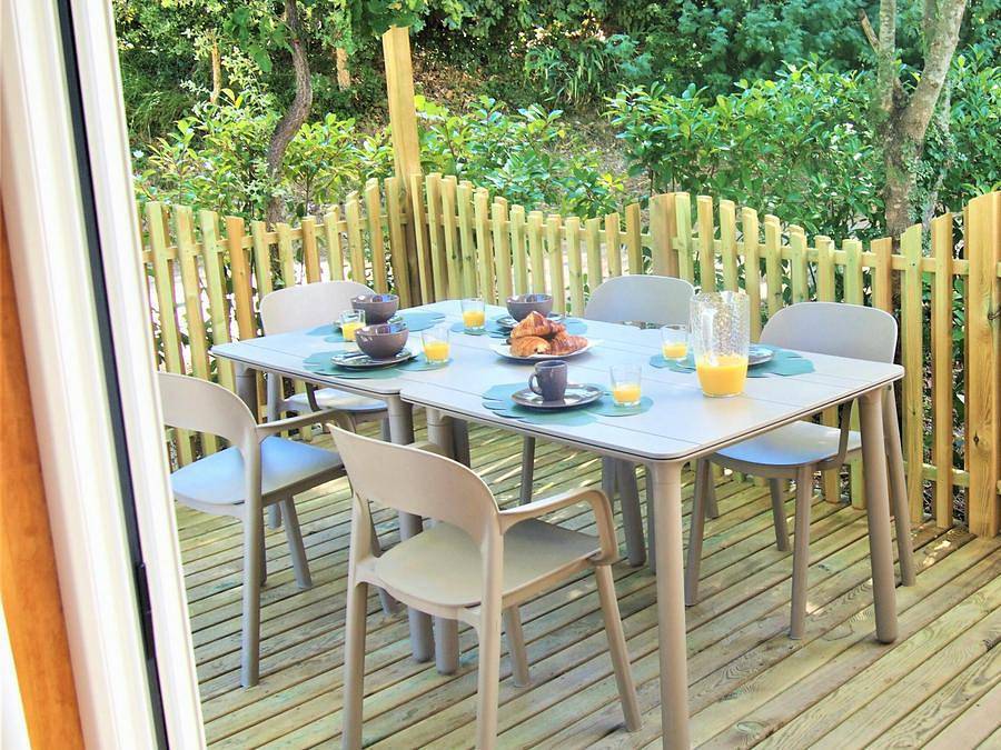 Montana Parc - Gassin - Golfe de St Tropez - Canvas and wooden tent 7 persons - Ecolodge 4 rooms Air-conditioned + Tv in Gassin, Draguignan region