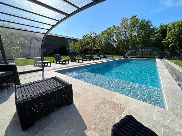 Apartamento de vacaciones para 2 personas, con jacuzzi además de piscina y jardín - 1