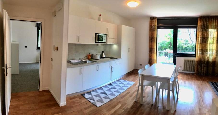 Gîte pour 5 personnes, avec vue et jardin, animaux acceptés à Torbole - 4