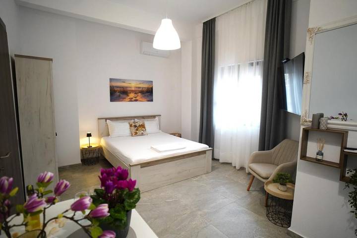 Ferienhaus für 2 Personen, mit Balkon und Terrasse sowie Garten