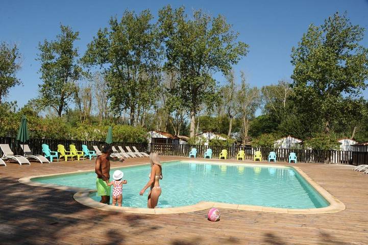 Location de vacances pour 4 personnes, avec piscine ainsi que bassin pour enfant et jardin, animaux acceptés dans Portiragnes Plage - 4