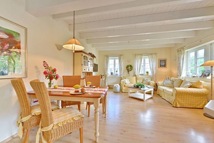 Apartamento entero, Apartamento de vacaciones para 2 personas con jardín in Vilmnitz, Putbus