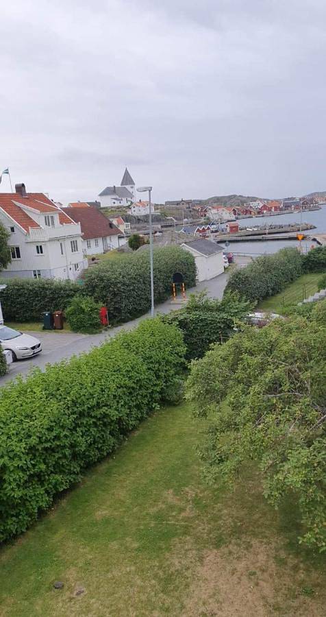 Ganze Wohnung, 50 m till bad i centrala Skärhamn in Toftenäs, Norra Västkusten