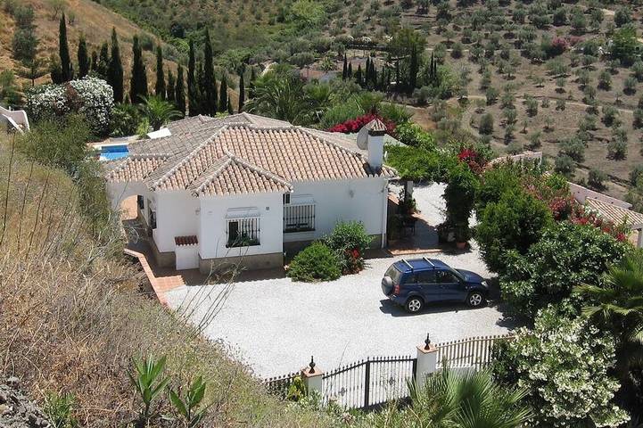 Beautiful Villa set in a delightful valley, close to Competa,Nerja and the sea. in Cómpeta, Costa del Sol